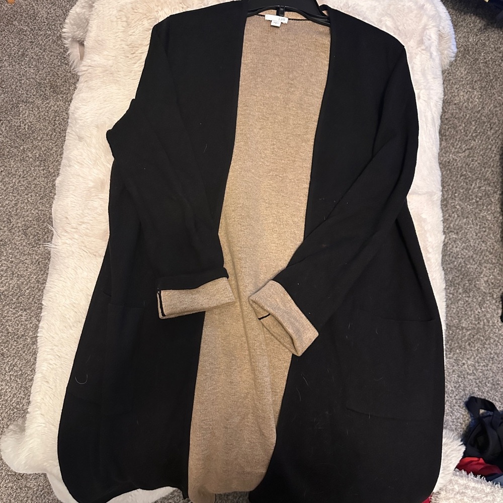 J. Jill Black and Tan Knit Top